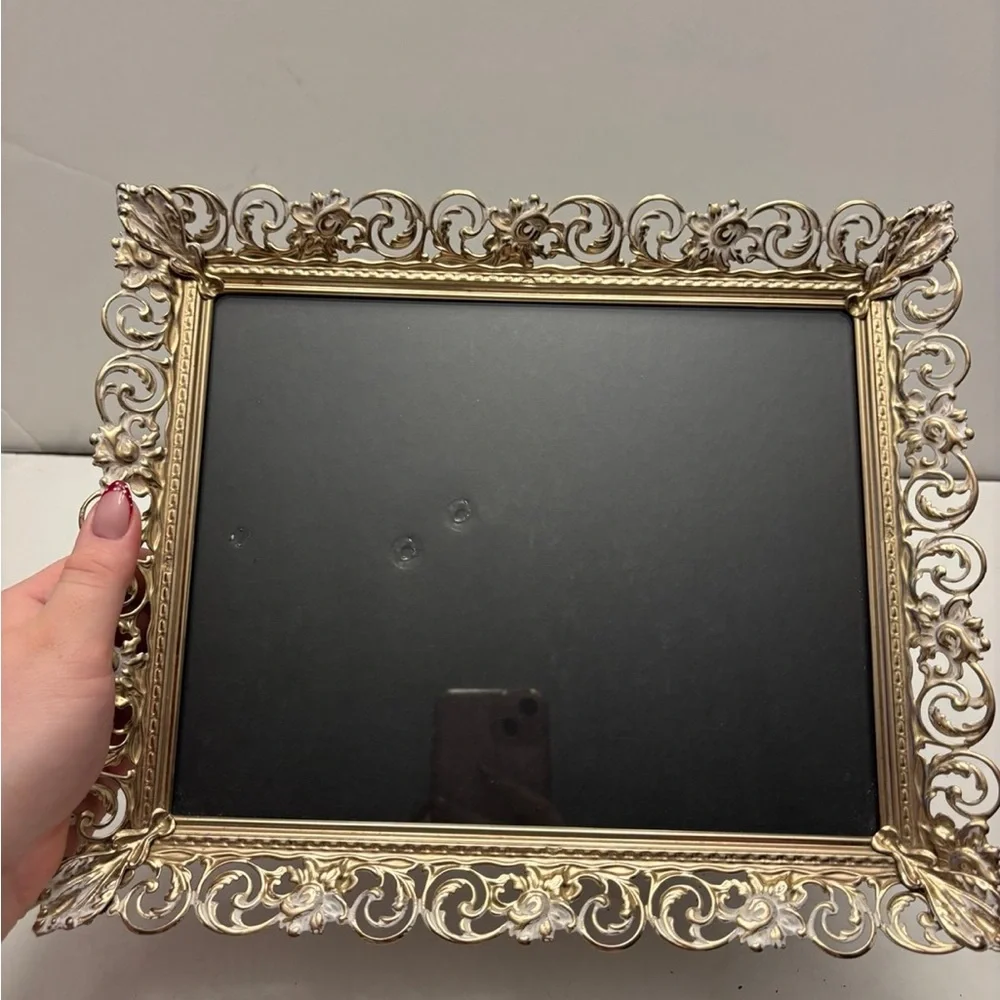 Gold tone 8x10 Hollywood Regency Metal Photo Frame Tabletop Wall